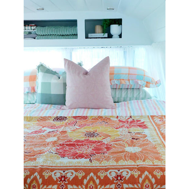 Kaia Picnic Rug / Woven Throw
